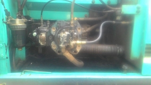 ขายด่วนครับ แบคโฮ KOBELGO MARK 6 SUPER SK200 YN10-38405 ใช้งาน10456 ซ.ม.