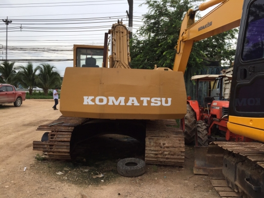 ขายรถแบคโฮ KOMATSU PC200-5 ราคา 550000