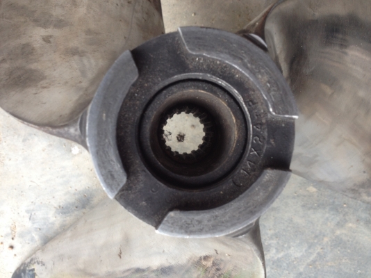 ใบพัดเรือ สแตนเลส 14x24p