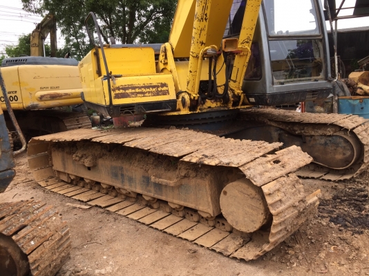 ขายรถแบคโฮ KOBELCO SK200-/// เอกสารเล่มทะเบียน ระบบไฟเต็ม ราคา 750000