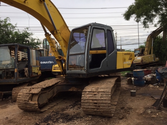 ขายรถแบคโฮ KOBELCO SK200-/// เอกสารเล่มทะเบียน ระบบไฟเต็ม ราคา 750000