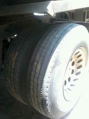 ขายฮีโน่ พ่วงแม่ลูก 344 ปี 54 หาง 3 คาน พร้อมใช้ครับ ขายฮีโน่ พ่วงแม่ลูก 344 ปี 54 หาง 3 คาน พร้อมใช้ครับ