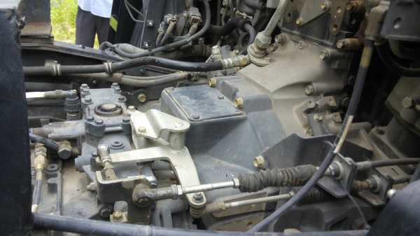 10ล้อดั้ม360แรง..MP1FXZ7778T-1001001 ปี55 ไมล์107095 กิโล.รถบรรทุกถังยาง ไม่เคยวิ่งดิน..สวยมากๆเดิมๆ