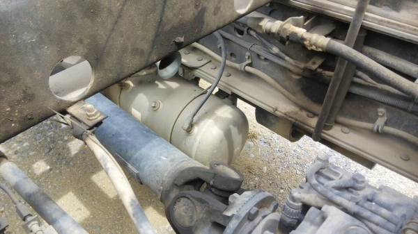 10ล้อดั้ม360แรง..MP1FXZ7778T-1001001 ปี55 ไมล์107095 กิโล.รถบรรทุกถังยาง ไม่เคยวิ่งดิน..สวยมากๆเดิมๆ