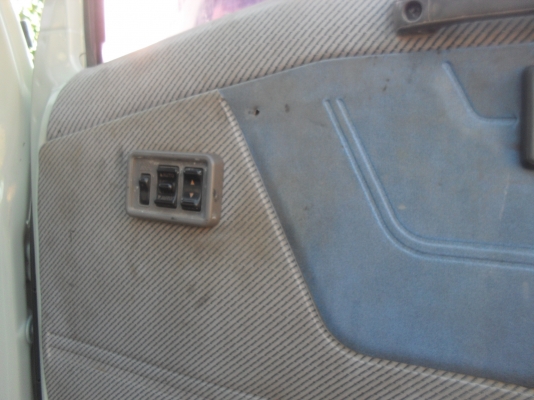 HINO FC2W 120 แรง ดั๊มพร้อมกับติดเครน TADANO 3.6 ตัน 4 ปลอก สวยๆครับ สนใจติดต่อ 089-8503558 เอ็กซ์ครับ