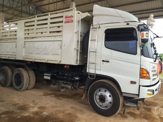 ขายดาวน์...251 แรง HINO FM8JNLD-13084 ปี57..ไมล์แค่36000กิโล..รถบรรทุกพืชผลการเกษตร..