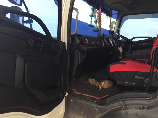 ขายดาวน์...251 แรง HINO FM8JNLD-13084 ปี57..ไมล์แค่36000กิโล..รถบรรทุกพืชผลการเกษตร..