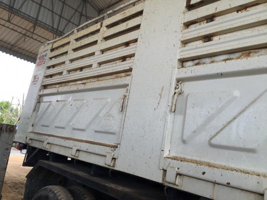 ขายดาวน์...251 แรง HINO FM8JNLD-13084 ปี57..ไมล์แค่36000กิโล..รถบรรทุกพืชผลการเกษตร..