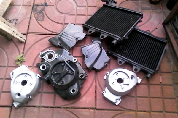 ขายอะไหล่2T-4T โล๊ะๆๆทั้งโกดัง ขายอะไหล่2T-4T โล๊ะๆๆทั้งโกดัง