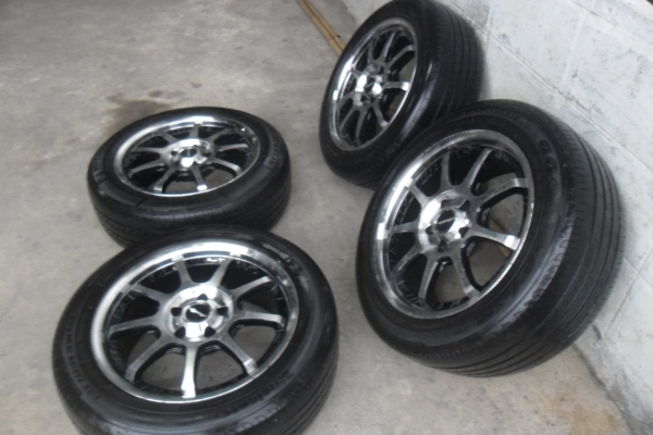 ล้อแม็ก 17นิ้ว 5รู114 พร้อมยาง สวยๆ 4 ล้อ ราคา 6900 บาท ล้อแม็ก 17นิ้ว 5รู114 พร้อมยาง สวยๆ 4 ล้อ ราคา 6900 บาท
