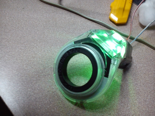 ไฟรูกุญแจของ TOYOTA น่าจะวีโก้เท่าที่ทราบครับ