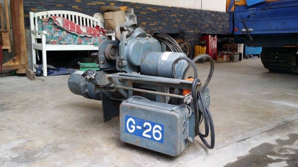 นำเข้าจากญี่ปุ่น รอกสลิงเก่าญี่ปุ่น  HITACHI รุ่น G-26  ขนาด 1 ตัน  สภาพสวยพร้อมใช้งาน