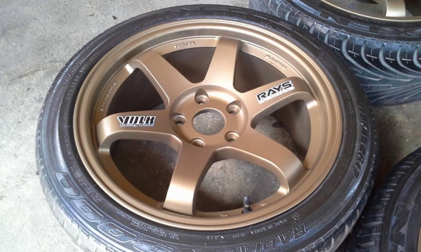 ขาย te37 17" พร้อมยาง 10.500 ขาย te37 17" พร้อมยาง 10.500