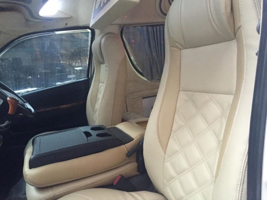 ขายCNG. 2.7เกียMTสีขายแต่งวีไอพีเบาะสีแถวครีมโทร0877758887นางเบสท์รถตู้ท่าพระ ขายCNG. 2.7เกียMTสีขายแต่งวีไอพีเบาะสีแถวครีมโทร0877758887นางเบสท์รถตู้ท่าพระ