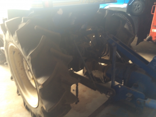 ขายรถไถ 2เพลา อิเซกิ 24 แรงม้า พร้อมโรตารี่ รถมือสองจากญี่ปุ่น ขายรถไถ 2เพลา อิเซกิ 24 แรงม้า พร้อมโรตารี่ รถมือสองจากญี่ปุ่น