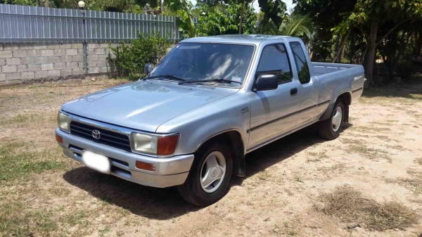 ขาย TOYOTA HILUX MIGHTY-X 2.5 GL X-TRA CAB เกียร์ออโต้ขับสบายครับ
