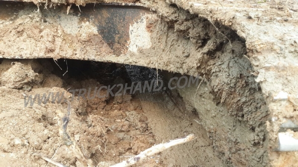 รถแบคโฮ Komatsu pc200  16000กว่าชั่วโมง