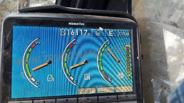 รถแบคโฮ Komatsu pc200  16000กว่าชั่วโมง