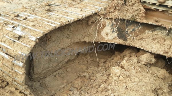 รถแบคโฮ Komatsu pc200  16000กว่าชั่วโมง