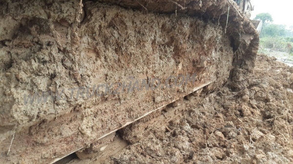 รถแบคโฮ Komatsu pc200  16000กว่าชั่วโมง