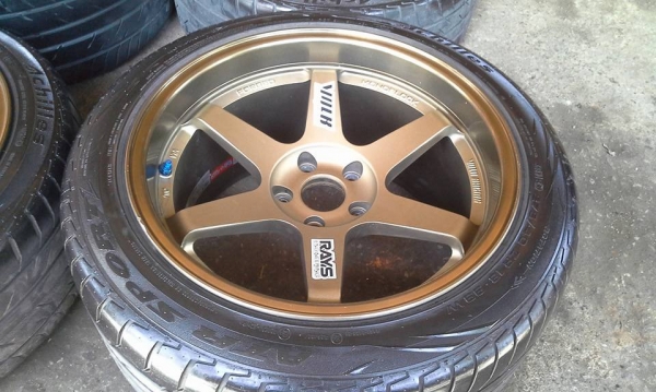 ขาย te37 ก้านตรง 18" 9.5*10.5 ขาย te37 ก้านตรง 18" 9.5*10.5