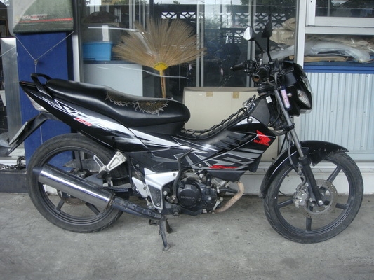 โซนิค ปี51 ล้อแม็ก 21000 บาท