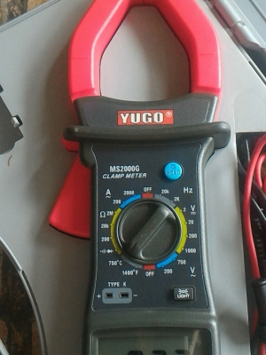 แคลมมิเตอร์ YUGO รุ่น MS 2000G  ตัวใหญ่ วัดกระแสได้ถึง 2000 A.สภาพค่อยข่างใหม่มากๆ พร้อมกล่องเก็บและหัววัดอุณหภูมิ
