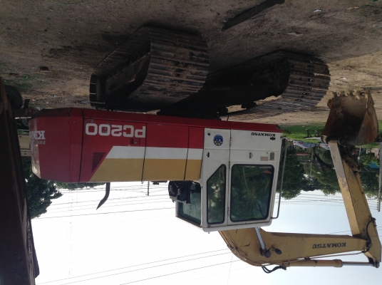 Pc200-5 komutsu ตูดแดงเดิมๆ