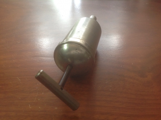 ขายกระบอกอัดจารบี Vintage WK-P MANUFACTURING CO. LS.MINN