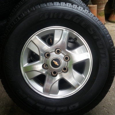 ล้อ CHaVE ขอบ 16 พร้อมยาง 245 70 16 ปี 14 ชุดล่ะ 10,500