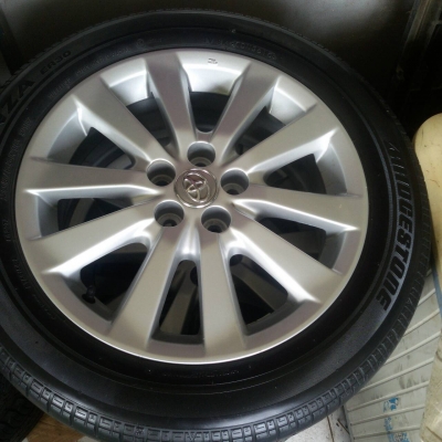 ล้อ TOYOTA ขอบ 16 5รู 100 พร้อมยาง bridgestone 205 55 16 ชุดล่ะ 6500