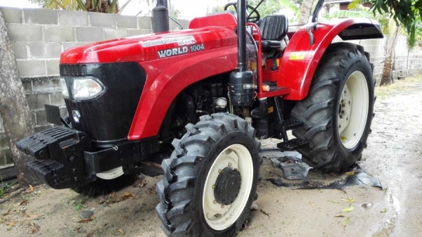 รถไถนำเช้า/ WOLD 1004/ 2 เพลา ขับเคลื่อน 4 ล้อ ป้ายแดง