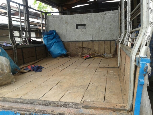 ขายรถบรรทุก 6 ล้อช่วงสั้น 85 แรง