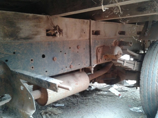 ขายรถบรรทุก 6 ล้อช่วงสั้น 85 แรง