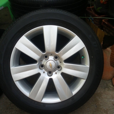 ล้อ chave ขอบ 18 5รู พร้อมยาง 235 55 18 ชุดล่ะ 8500