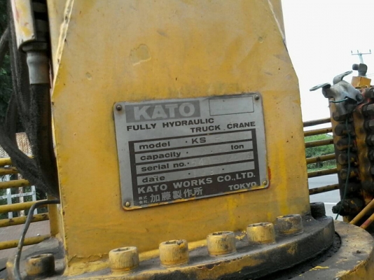 ขายรถ6ล้อHINOสิงห์ไฮเทค195แรงติดเครน3ตันพร้อมกระบะ สไลด์