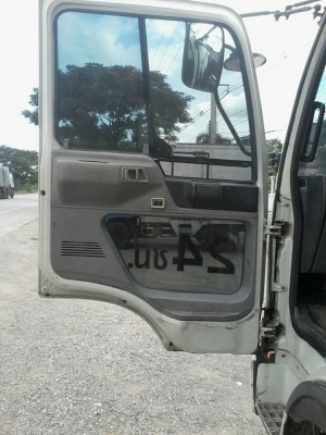 ขายรถ6ล้อHINOสิงห์ไฮเทค195แรงติดเครน3ตันพร้อมกระบะ สไลด์