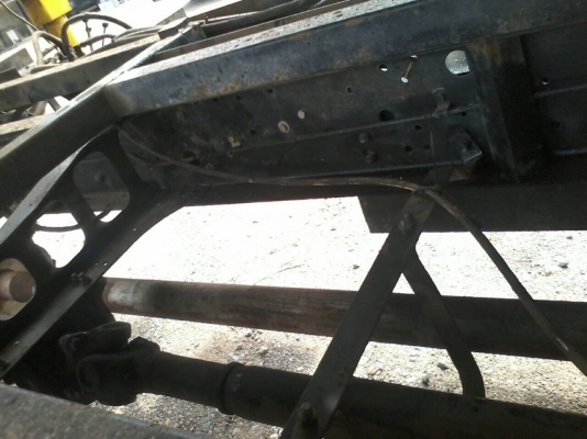 ขายรถ6ล้อHINOสิงห์ไฮเทค195แรงติดเครน3ตันพร้อมกระบะ สไลด์