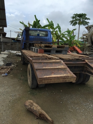 รถหกล้อนิสสัน บรรทุกแบคโฮ80 ลดราคาเหลือ 140,000 บาท