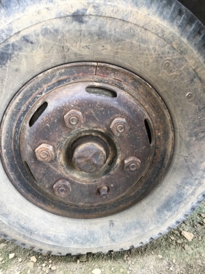 รถหกล้อนิสสัน บรรทุกแบคโฮ80 ลดราคาเหลือ 140,000 บาท