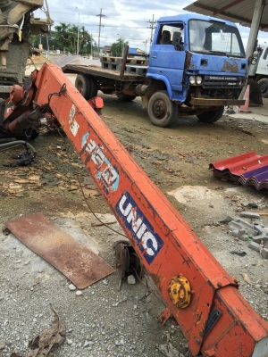 รถหกล้อนิสสัน บรรทุกแบคโฮ80 ลดราคาเหลือ 140,000 บาท