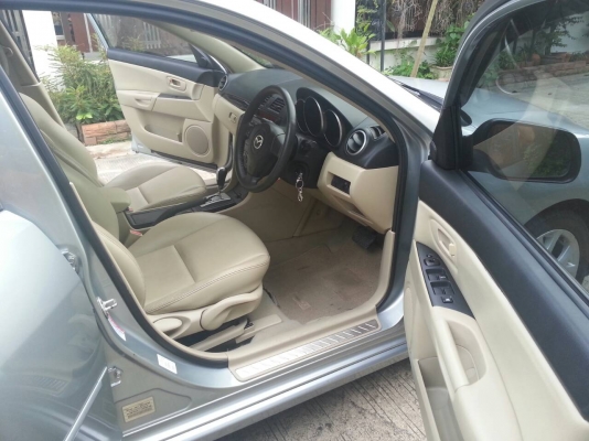 MAZDA 3 ตัวTOP ปี2008 เครื่อง 2000 เกียร์ AUTO