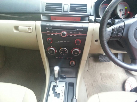 MAZDA 3 ตัวTOP ปี2008 เครื่อง 2000 เกียร์ AUTO