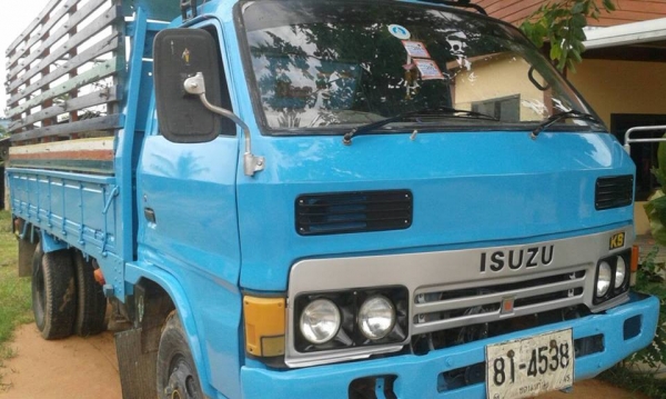 ขายรถ6ล้อ KS110แรง เครื่องดีแคชซีสวย สภาพพร้อมใช้งาน เอกสารพร้อมโอน สนใจโทร 090-8588220คุณนะ 093-3258446คุณบิว หรือเข้าดูสินค้าอื่นๆได้ที่ www.truck.in.th/498 หรือเพจFacebook ณรงค์ ซื้อขายรถมือสอง (เว็บไซต์ส่วนตัว) หรือFacebook ตลาดรถมือสอง คุณนะ