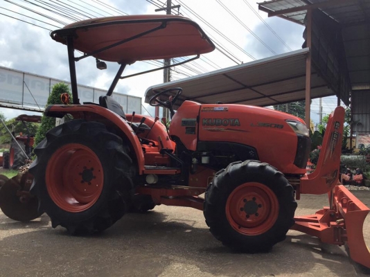 ขายรถไถ Kubota L3608(4WD) พร้อมใบมีดและผานพรวนช้าง รถพร้อมใช้งาน