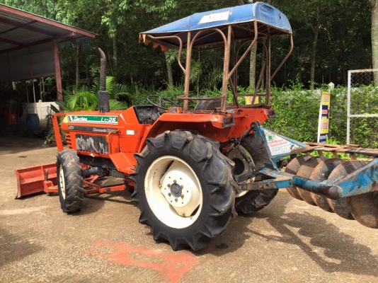 ขายรถไถ Kubota L1-26 (4WD) พร้อมใบมีดและผานพรวน รถพร้อมใช้งาน