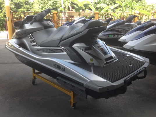 เรือเจ็ตสกี YAMAHA WaveRunner FX Cruiser High Output 1.8 วิ่ง 120 ชั่วโมง ปี 2012 สภาพเดิมๆจากอเมริกา นำเข้าจากประเทศสหรัฐอเมริกา รัฐฟลอริดา