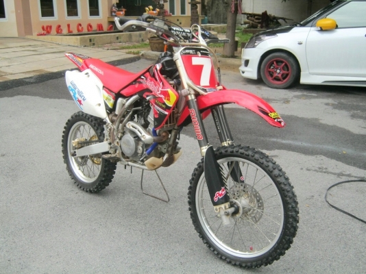 ขาย HONDA  CRF สีแดง  ราคา 75,000 บาท