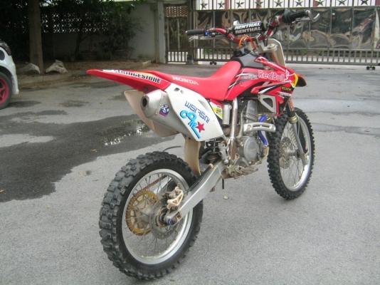ขาย HONDA  CRF สีแดง  ราคา 75,000 บาท
