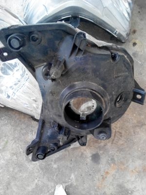 เลนไฟหน้า ของ ruyka สภาพใหม่หลายดวงราคา ดวงละ 350 บาท เอาไปแปลงใส่รุ่นอื่นได้ เลนไฟหน้า ของ ruyka สภาพใหม่หลายดวงราคา ดวงละ 350 บาท เอาไปแปลงใส่รุ่นอื่นได้